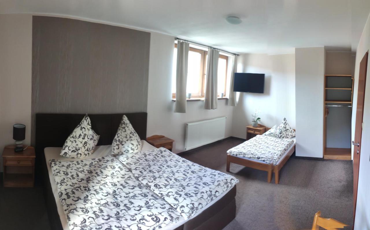 Margus Apartmany Oscadnica Extérieur photo
