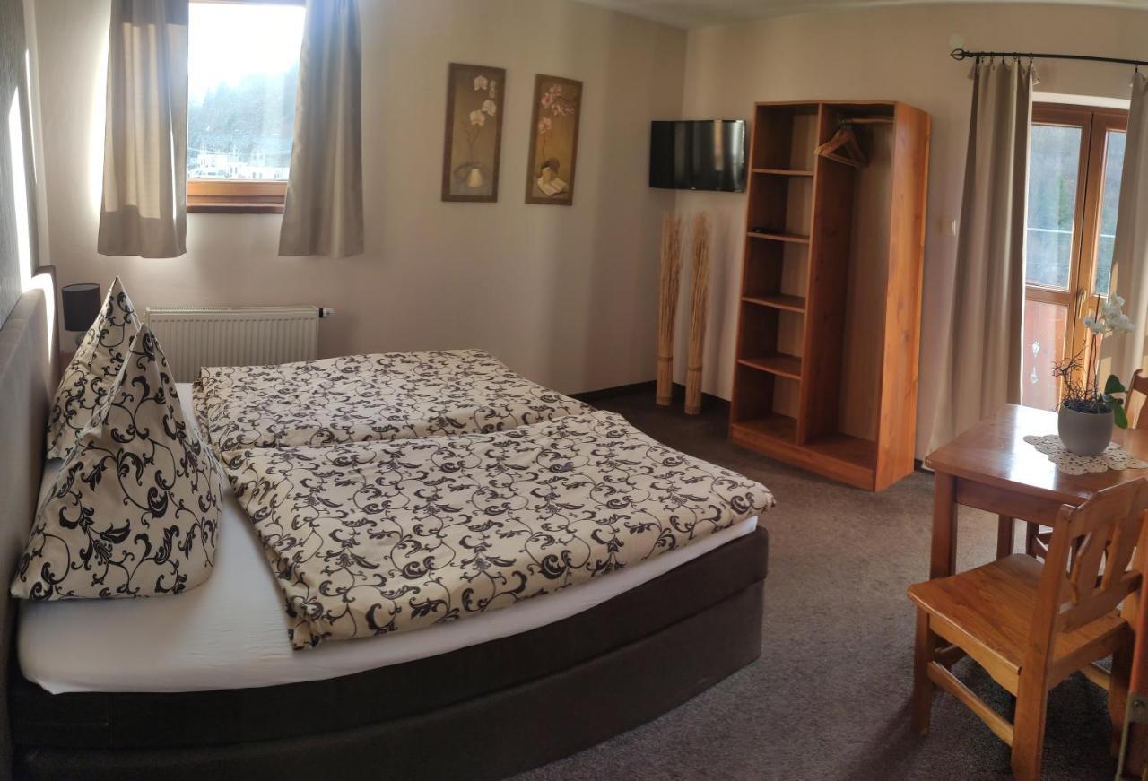 Margus Apartmany Oscadnica Extérieur photo