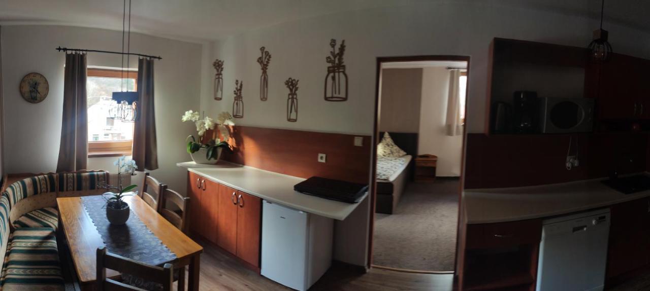 Margus Apartmany Oscadnica Extérieur photo